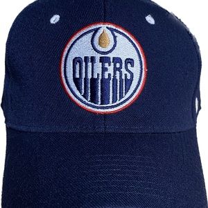 Edmonton Oilers fitted hat.